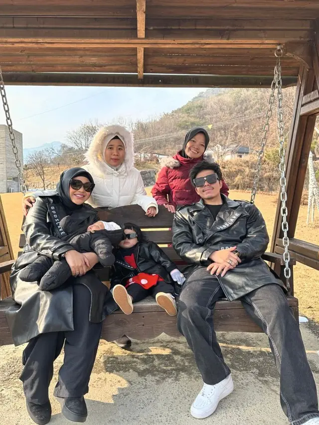 Potret Sus Iroh, Atta Halilintar, dan Aurelie Hermansyah (Instagram/@sus.irohh)