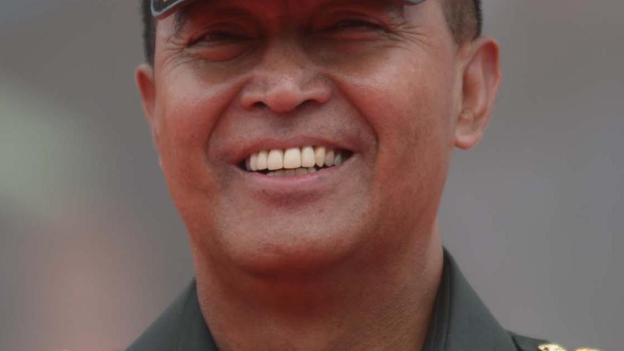 Panglima TNI Jenderal Andika Perkasa memutasi Brigjen Nuri Andrianis Djatmika, pelaku penembakan sejumlah kucing di Sekolah Staf dan Komando Tentara Nasional Indonesia (Sesko TNI) di Bandung, Jawa Barat.