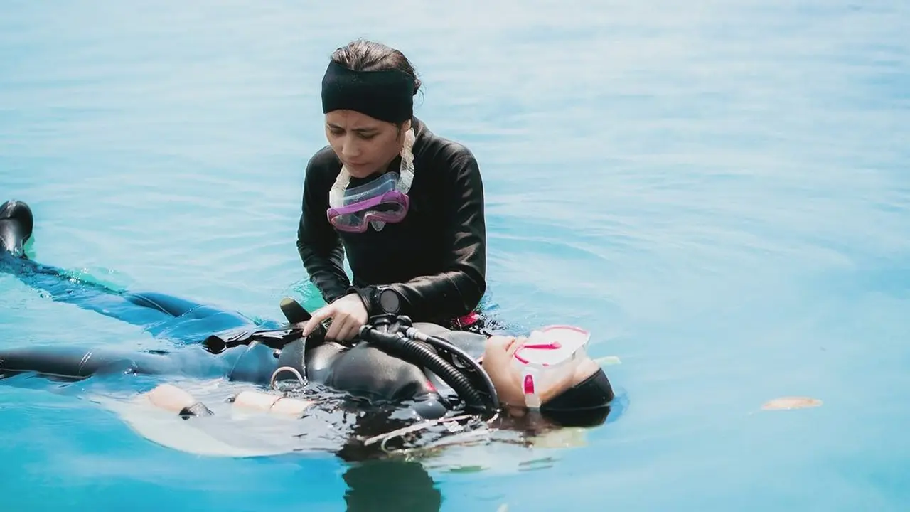 Prilly Latuconsina