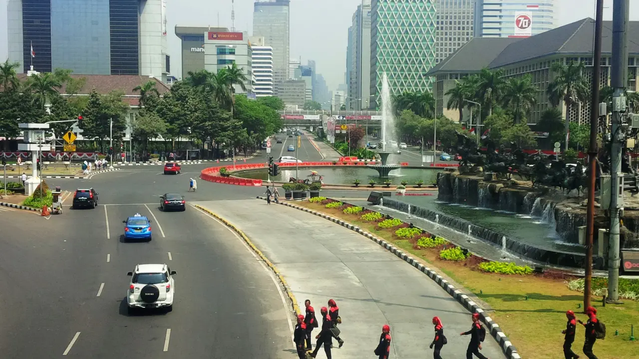 20150901-demo buruh-jakarta-arus lalin