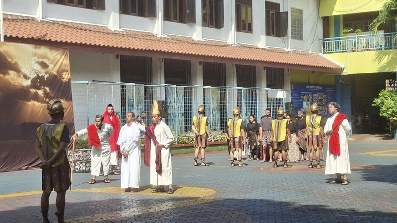 Makna Mendalam Visualisasi Jalan Salib di Cililitan: Refleksi Pengorbanan Yesus
