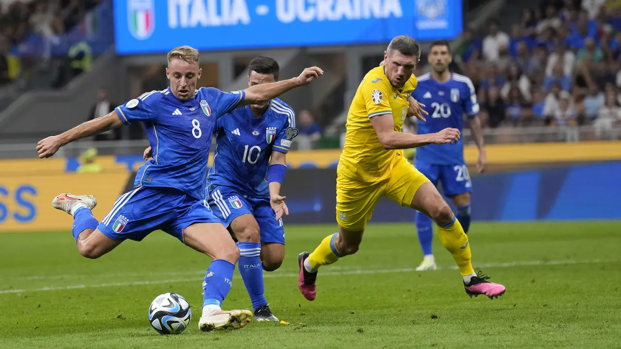 Foto: Brace Davide Frattesi ke Gawang Ukraina Pastikan Debut Kemenangan Timnas Italia di Bawah Luciano Spalletti