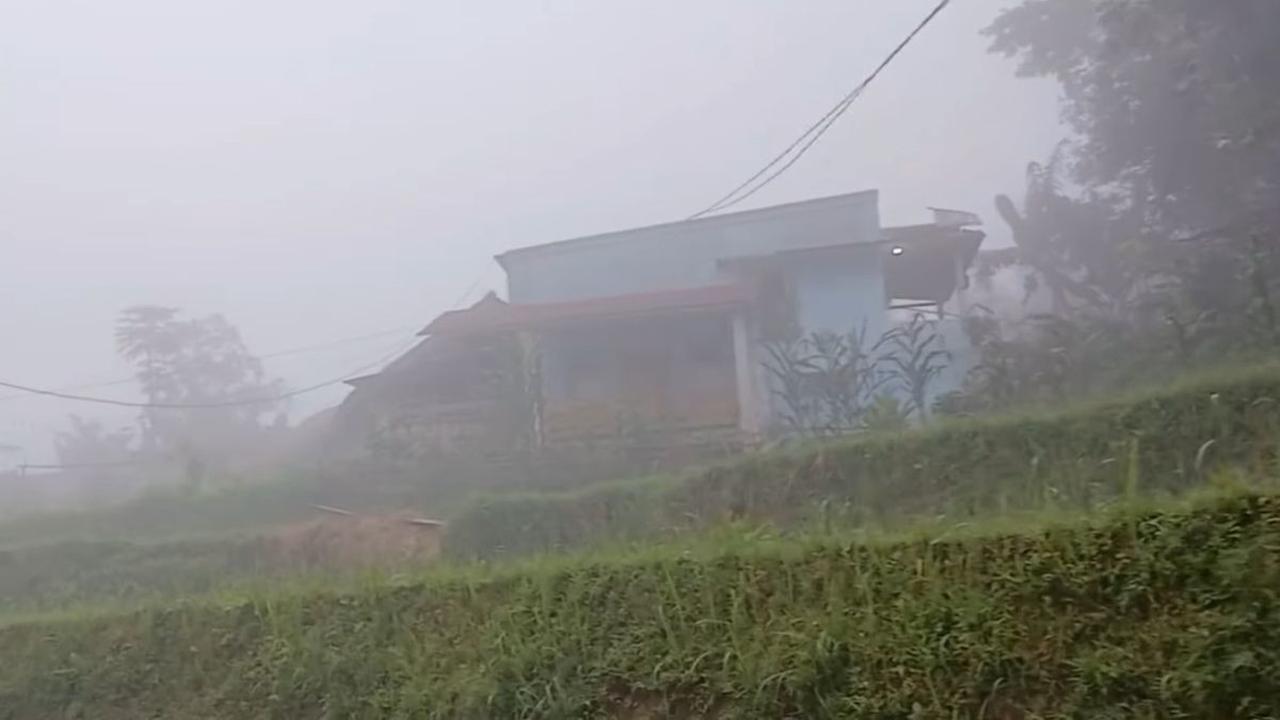 Rumah-rumah Warga Tak Terlihat