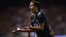 Gelandang Real Sociedad, Mikel Oyarzabal menempati peringkat delapan pada daftar top scorer dengan koleksi enam gol hingga pekan ke-12. (AFP/Miguel Riopa)