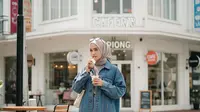 6 Inspirasi Gaya Fashion Hijab Remaja Kekinian, Simpel tapi Modis dan Stylish