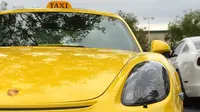 Keren, Sportscar Rp 1,3 Miliar Disulap Jadi Taksi