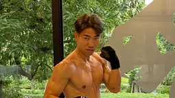 Setelah gagal bermain untuk Arsenal, Takuma Asano mencoba peruntungan ke sejumlah klub seperti Hannover 96, Partizan, hingga kini bermain untuk VfL Bochum di Liga Jerman.  (FOTO: instagram.com/asatakugram/)