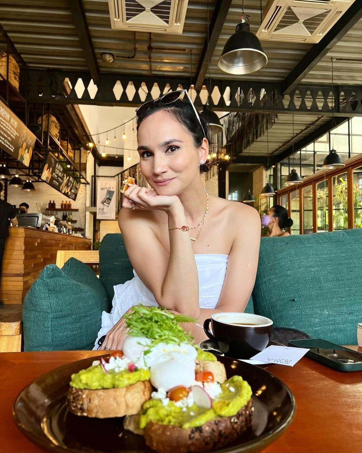 Caption Postingan Ilmira Usmanova