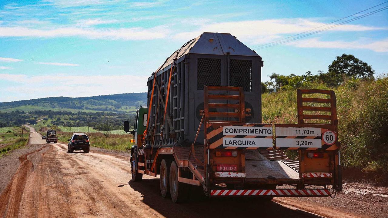 FOTO:  Kisah Pupy Menempuh Jarak 2700 Km untuk Kehidupan Baru di Suaka Gajah Brasil