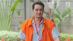 Eskpresi Konsultan Lippo Group Fitra Djaja Purnama saat tiba di gedung KPK, Jakarta, Selasa (30/10). Fitra diperiksa sebagai tersangka dugaan memberi suap atau janji penguruasn perizinan proyek pembangunan Meikarta di Kab Bekasi. (Merdeka.com/Dwi Narwoko)