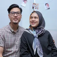 Presenter dan penyiar radio Nycta Gina baru saja melahirkan anak kedua. Istri Rizky Kinos itu melahirkan anak keduanya melalui proses caesar. (Deki Prayoga/Bintang.com)