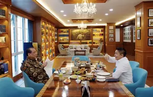 Seskab Teddy Terima Masukan Chairul Tanjung soal Penguatan Ekonomi Nasional
