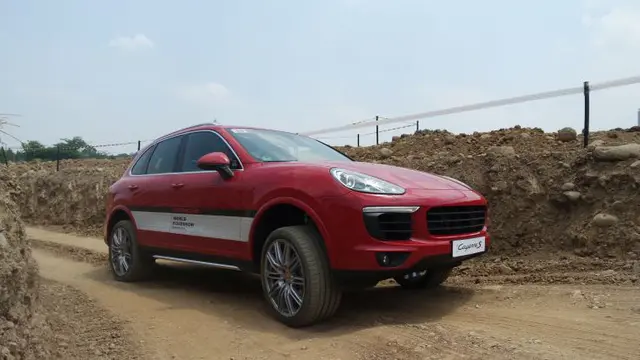 Porsche Cayenne Bisa Diandalkan di Trek Off Road, Ini Buktinya