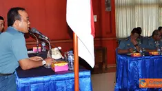 Citizen6, Tanjung Priok: Aspers Pangkolinlamil Kolonel Laut (E) Sugiarto  memimpin rapat penyelenggaraan Fun Bike Jalasena, di Gedung Laut Sulu, Mako Kolinlamil Tanjung Priok, Jakarta Utara, Rabu (20/6). (Pengirim: Dispenkolinlamil)