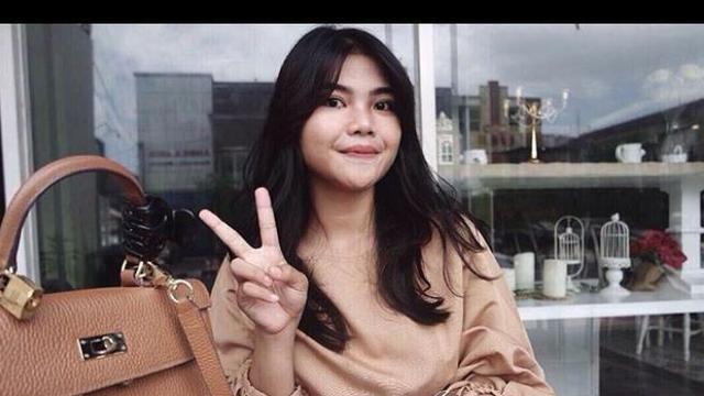 Meldi (Keponakan Dewi Perssik)