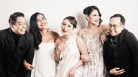 6 Potret Keseruan Geng Artis Menteri Ceria Rayakan Ultah Edric Tjandra, Penuh Canda Tawa