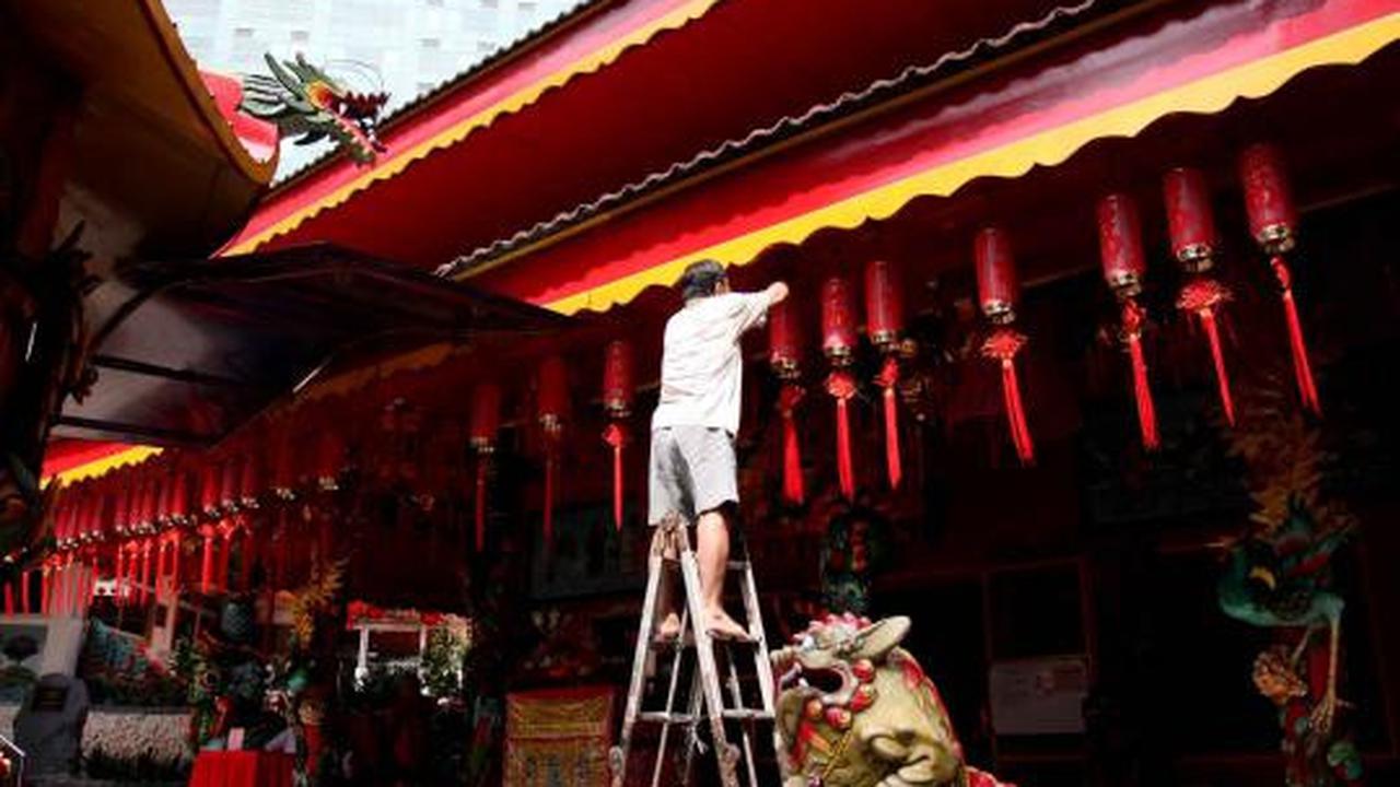 Jelang Imlek, Vihara Amurva Bhumi dipercantik