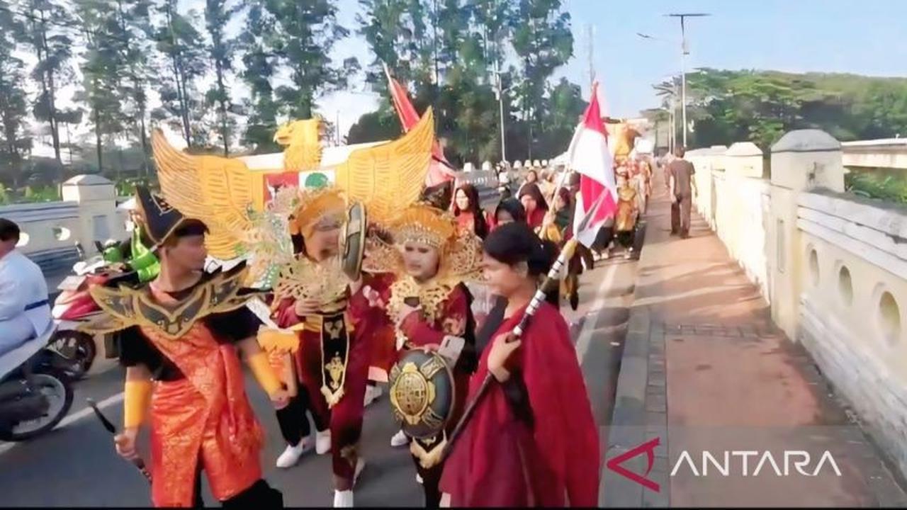 Ribuan Pelajar BPS&K Jakarta Gelar Karnaval Budaya Nusantara: Ada Ogoh-ogoh dan Reog!