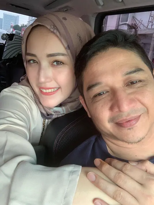 Pasha Ungu dan Adelia Pasha (Instagram/adeliapasha)