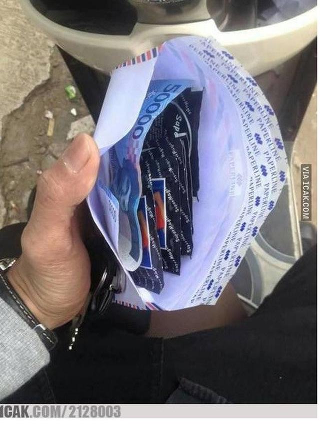 Pesan Lucu di Amplop Nikahan Ini Bikin Cengar Cengir