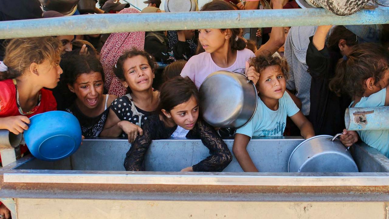 FOTO: Kelaparan Renggut Nyawa 21 Anak-Anak Gaza dalam 72 Jam Terakhir