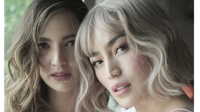 7 Potret Kedekatan Nia Ramadhani dan Jessica Iskandar, Sahabat Sejati