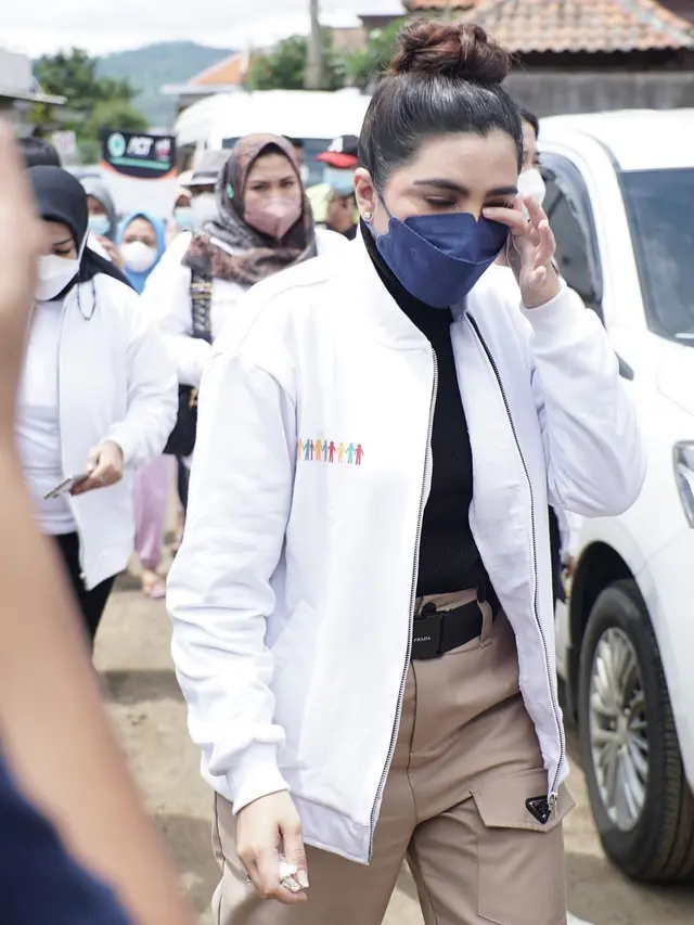 [Fimela] Ashanty ke Semeru