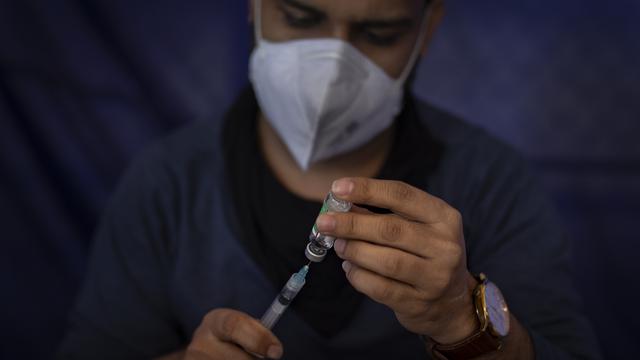 India Waswas Gelombang Baru Covid-19 dari Varian Omicron