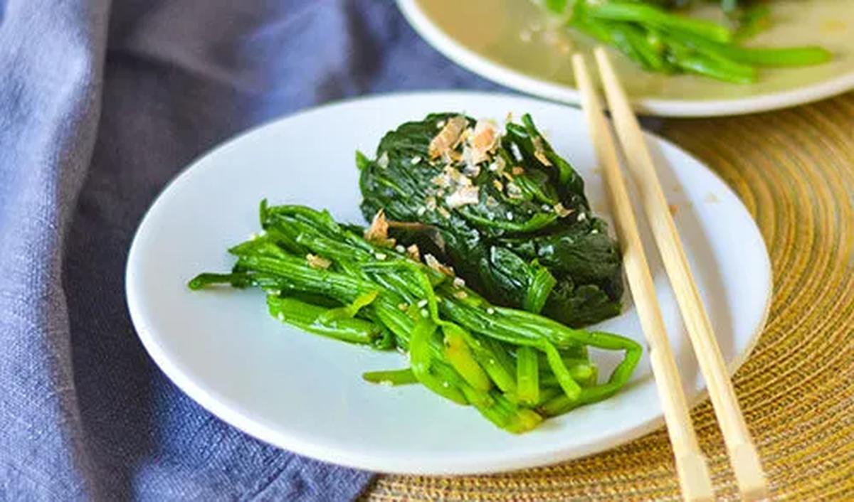 3.&nbsp;Bayam Ohitashi: Salad Bayam yang Segar dan Bergizi