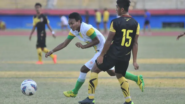Uji coba tim Pra Pon Jatim vs Pra Pon Sumsel berkesudahan 1-2 di Stadion Gelora Delta Sidoarjo, Rabu (16/09/15). (Bola.com/Zaidan Nazarul)