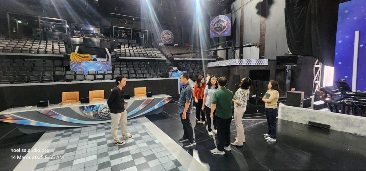 Kunjungan Sekolah Petra Surabaya ke IMDE dan Studio Indosiar, Langkah Tingkatkan Wawasan di Industri Kreatif