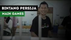 Berita video bintang Persija Jakarta seperti Ismed Sofyan dan Bruno Lopes berhadapan dengan driver ojek online dalam games seru yang digelar pada Senin (2/10/2017).
