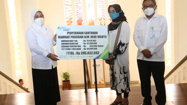 Menaker Ida Apresiasi Kontribusi Bio Farma Jaga Ketersediaan Vaksin COVID-19