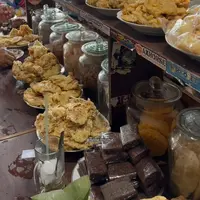 20 Rekomendasi Tempat Makan Enak di Temanggung Terbaru 2025, Sensasi Masakan Khas Tradisional hingga View yang Menawan (sumber: Instagram/waroengjadoeltmg)