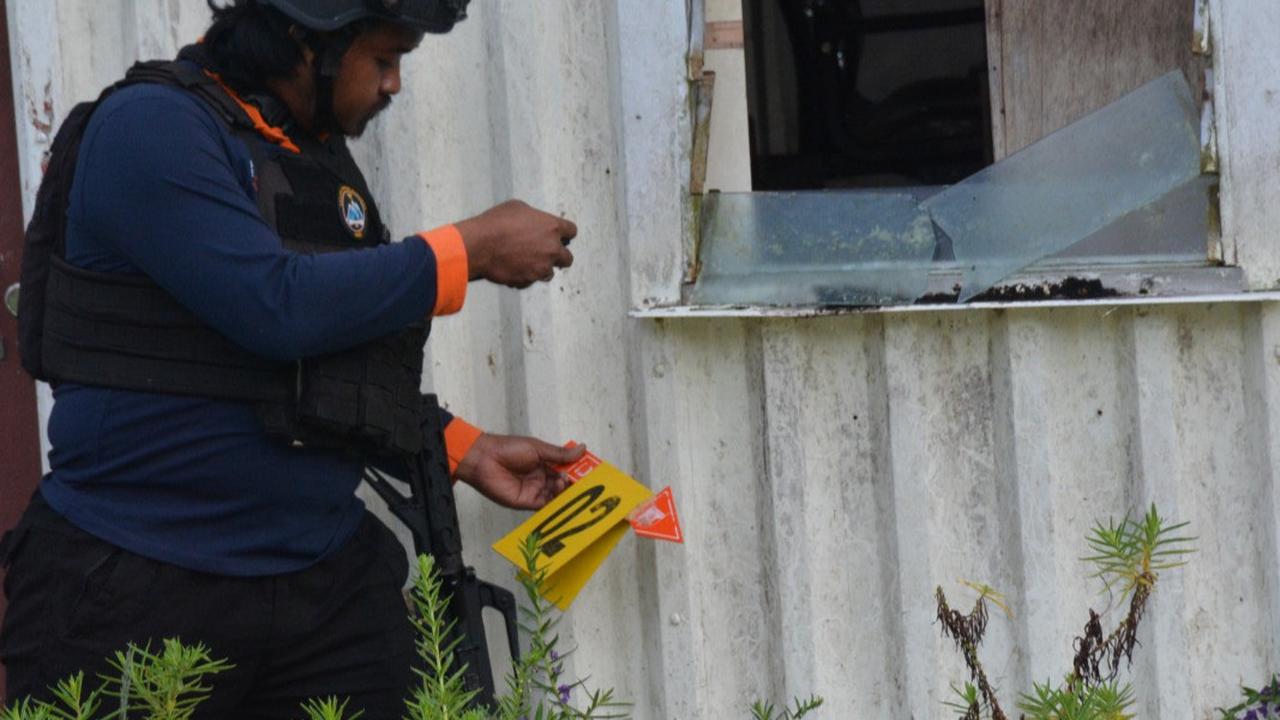 KKB Serang Guru dan Tenaga Kesehatan di Yahukimo Selama Dua Hari, Pakai Senjata Tajam dan Bakar Sekolah dan Rumah Dinas