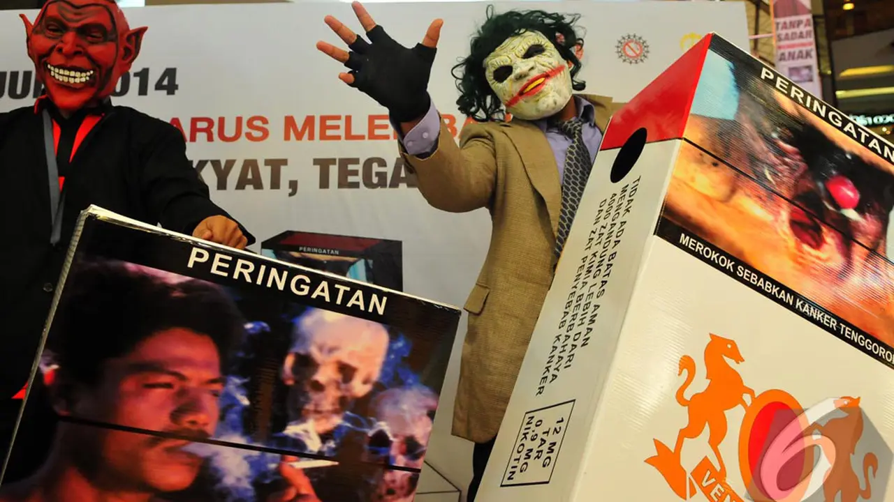 Aksi Para Monster Ingatkan Bahaya Rokok