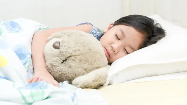 Hidupkan Mimpi Indah Si Kecil di Malam Hari, Sudahkah Ibu Memperhatikan 5 Hal Ini? (5)