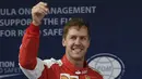 Sebastian Vettel harus puas mengawali lomba di GP China dari tempat ketiga. Jagoan tim Ferrari itu tertinggal 0,905 detik dari Hamilton (FRED DUFOUR/AFP)