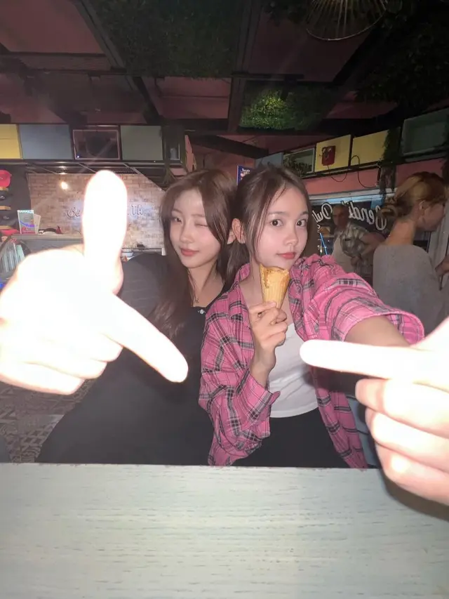 Carmen (Instagram/@hearts2hearts)