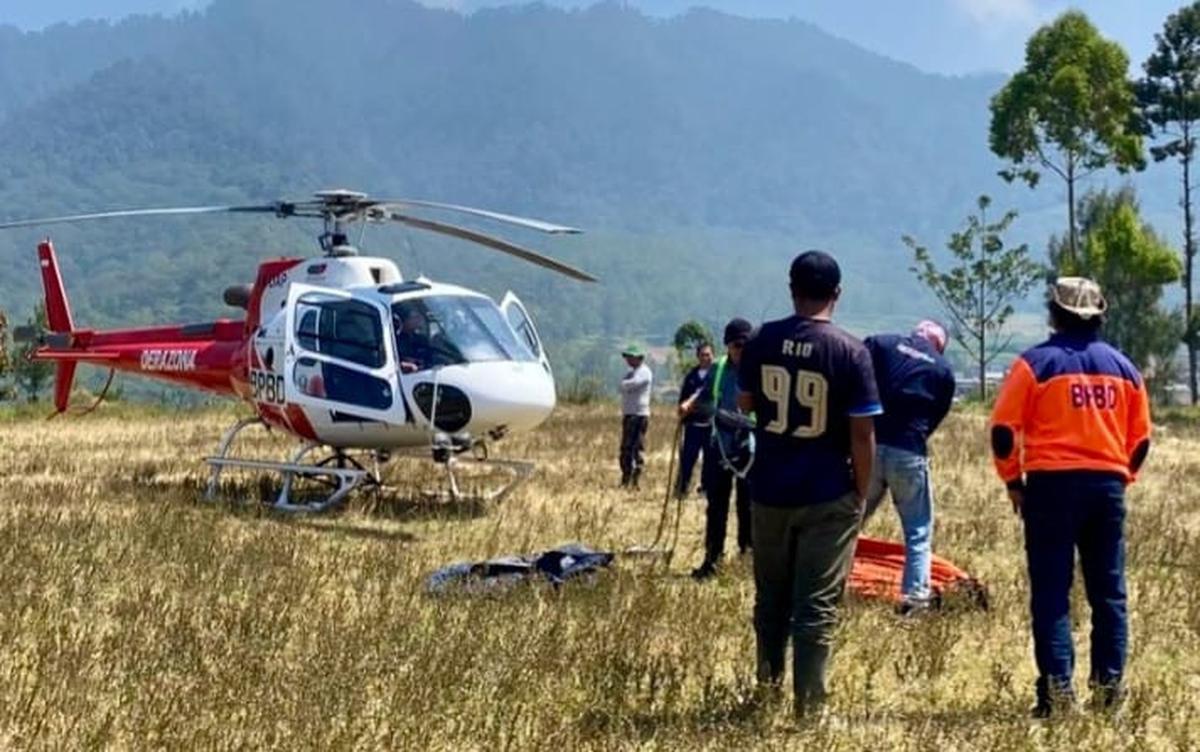 Proses Water Bombing Gunung Arjuno- Welirang Terkendala Faktor Cuaca