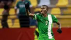 Pemain Nigeria, Victor Osimhen melakukan selebrasi setelah mencetak gol ke gawang Mali pada laga final Piala Dunia U-17 2015 di Sausalito Stadium, Vina del Mar, Chile, 8 November 2015. (AFP/Photosport/Marcelo Hernandez)