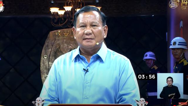 Prabowo Subianto saat debat capres perdana di kantor Komisi Pemilihan Umum (KPU), Selasa (12/12/2023).