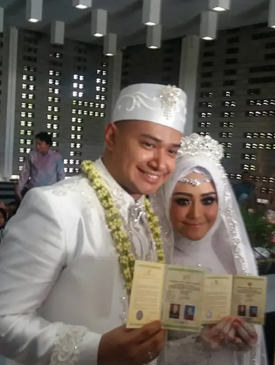 "Iya (mengulang) dua kali. Lupa nyebut apa gitu, akhirnya yang kedua lancar," kata Husein Alatas di kawasan Padalarang, Kabupaten Bandung Barat seperti dilansir dari Liputan6. (Instagram/wahyu_cdm93)