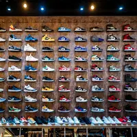 Store Sepatu Penyedia Sneakers yang Sulit Ditemukan