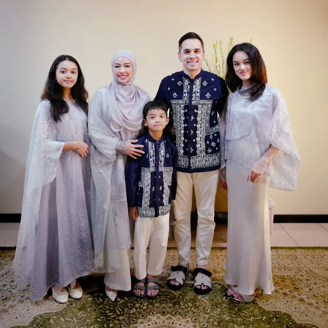 7 Potret Harmonis Rionaldo Stockhorst Bersama Istri, Rumah Tangga Penuh Bahagia (instagram/rio.stokhorst/eischulz).