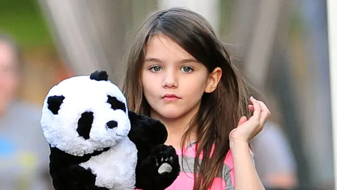 [Bintang] Suri Cruise