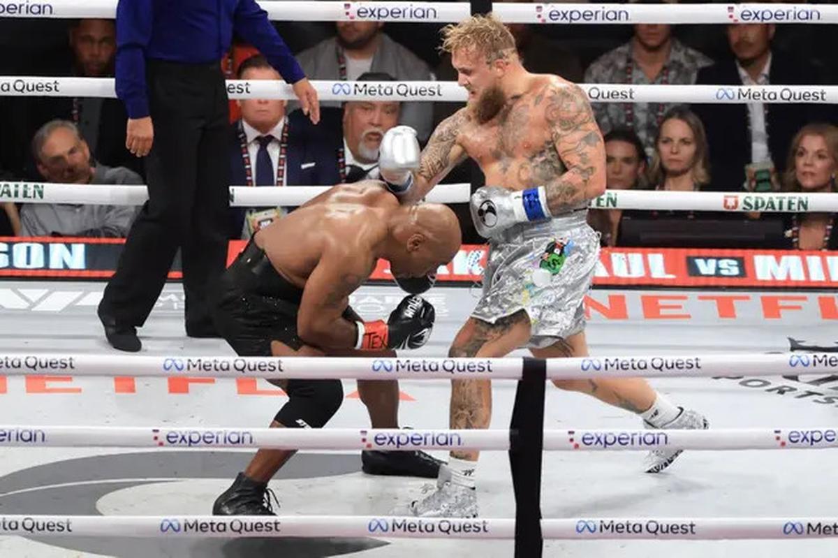 Mike Tyson Kena Tuntutan dari Perusahaan Judi Lantaran Lawan Jake Paul