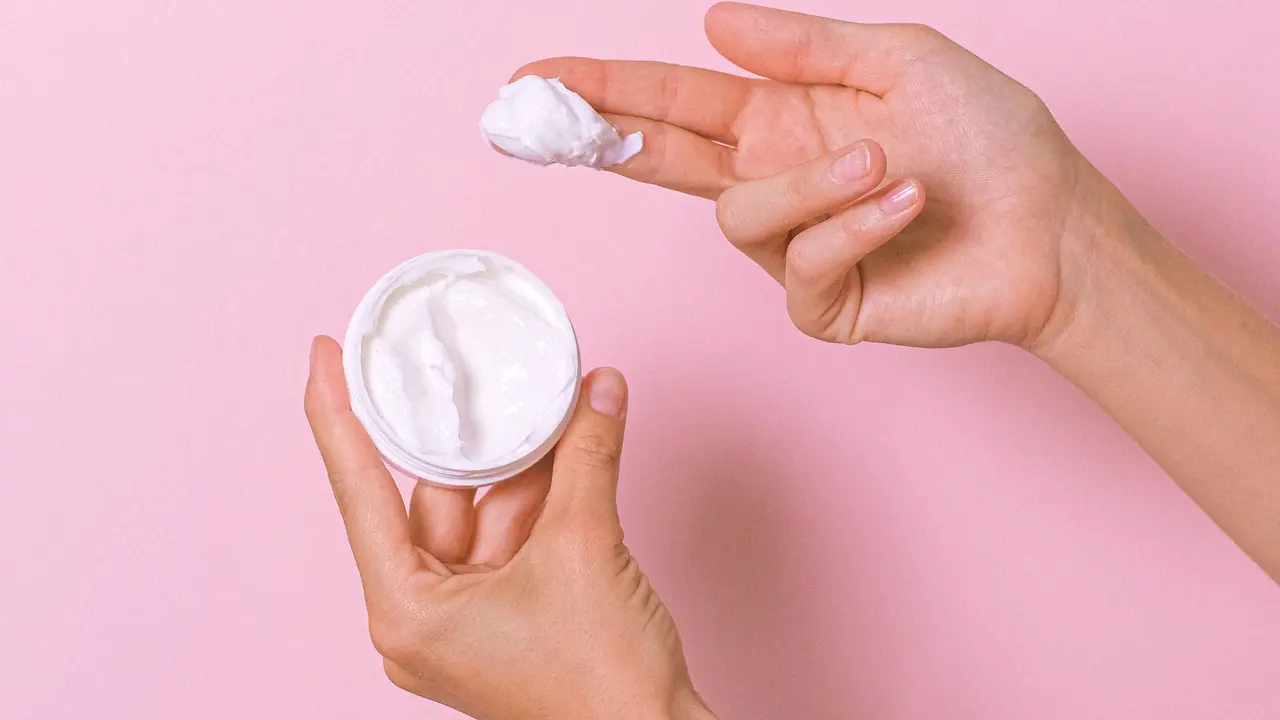 Tips Skincare Rountine Untuk Perempuan Usia 30-an Sehingga Tetap Awet Muda