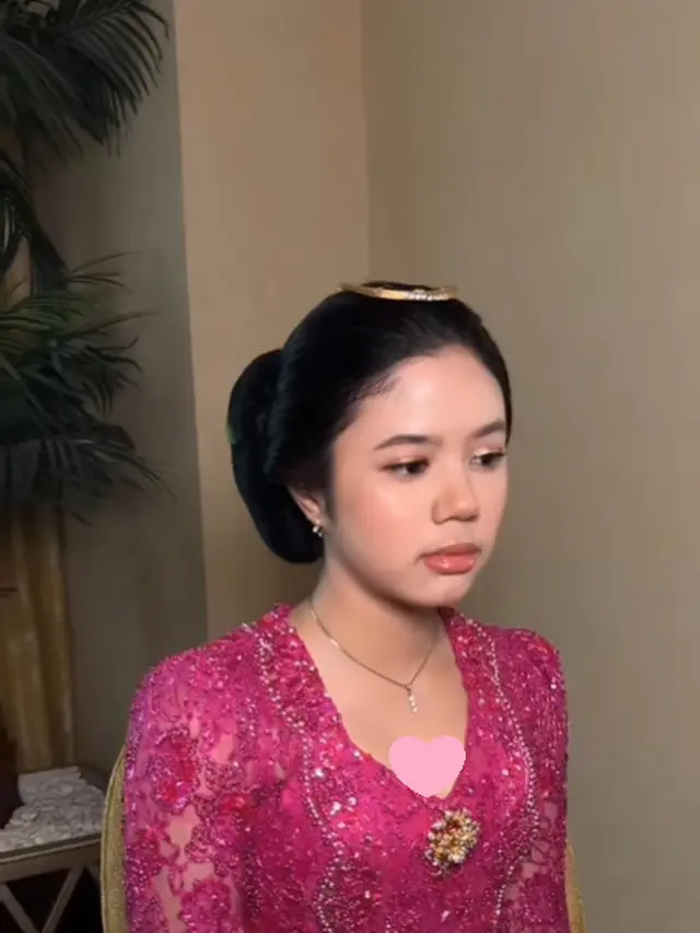 Model Kebaya Pink Safeea, Anggun dalam Sentuhan Modern dan Klasik