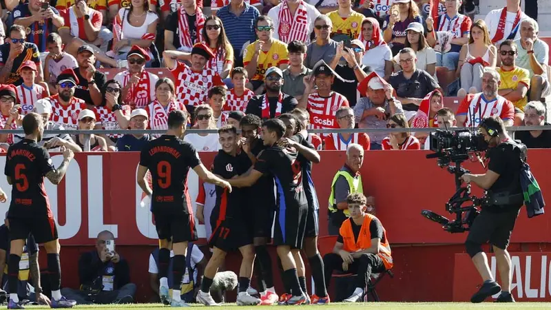 Foto: Barcelona Ngamuk di Markas Girona, Lamine Yamal Borong 2 Gol